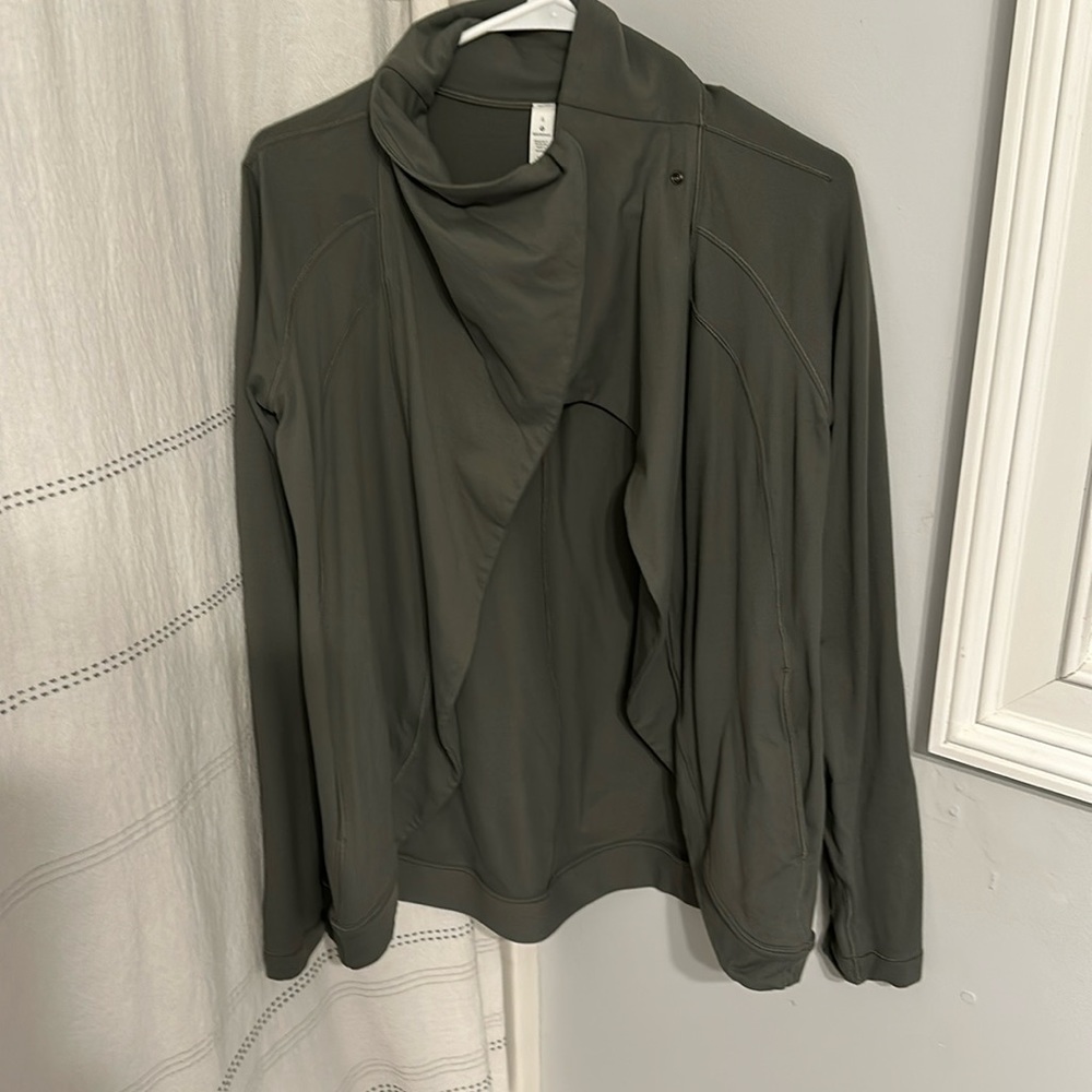 Lulu Lemon Cowl Neck - Button top